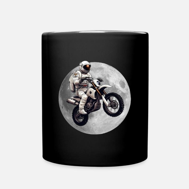 Astronaut auf Motorrad Motorradfahrer Biker - Tasse einfarbig - Schwarz