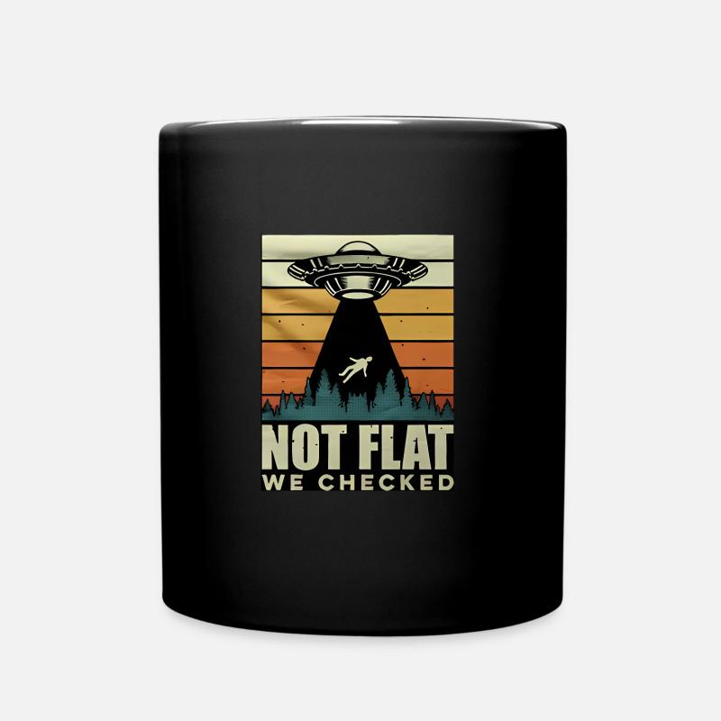 Not Flat We Checked - Ensfarvet krus - sort