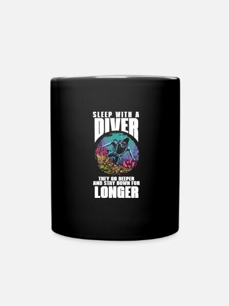 Dormir avec un plongeur - courant d’air et endurance - Mug uni - noir
