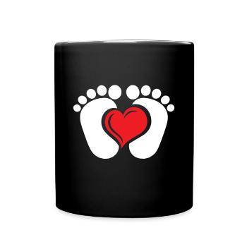 Pieds de bébé avec coeur - Mug uni - noir - Devant