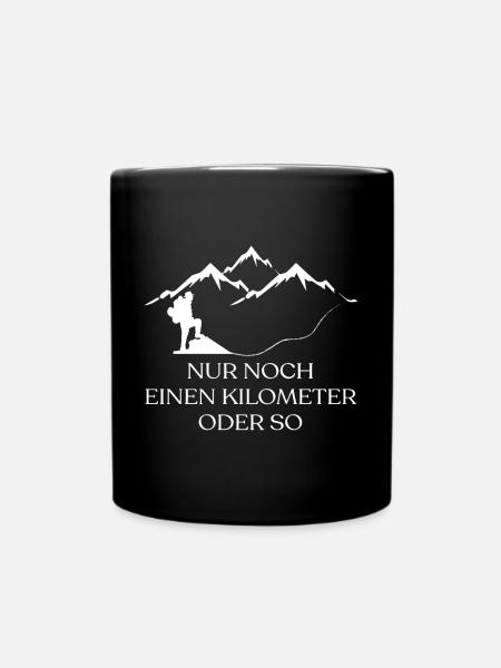 NUR NOCH EINEN KILOMETER - Tasse einfarbig - Schwarz