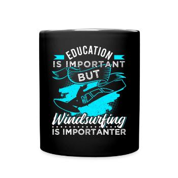 La planche à voile est importante - Mug uni - noir - Devant
