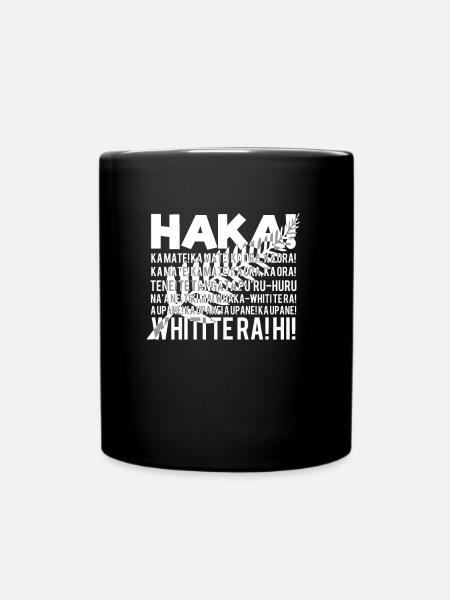Rubgy néo-zélandais - Maori Haka sur Silver Fern - Mug uni - noir