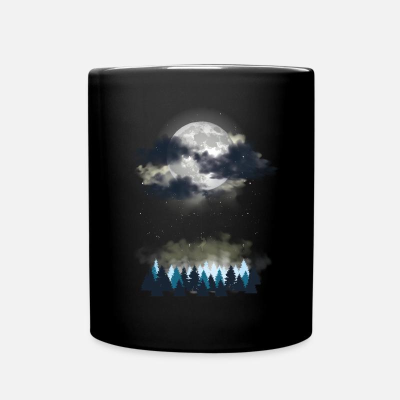 Pleine lune mystique sur une forêt de conifères - Mug uni - noir
