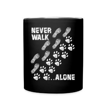 Pattes de chien empreinte de chaussure never walk alone chien - Mug uni - noir - Devant