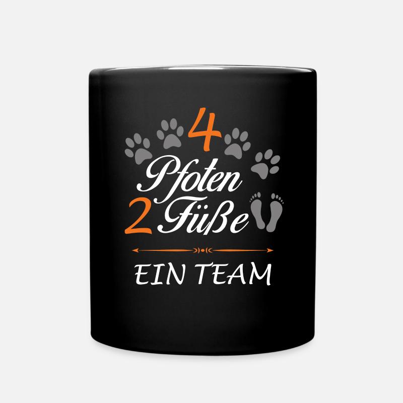 4 Pfoten, 2 Füße ein Team Dog Hund Gassi Design - Tasse einfarbig - Schwarz