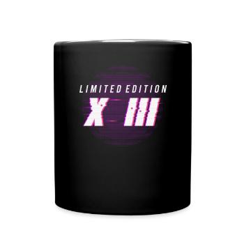 13 Jahre Glitched Limited Edition Römische Zahlen - Tasse einfarbig - Schwarz - Vorne