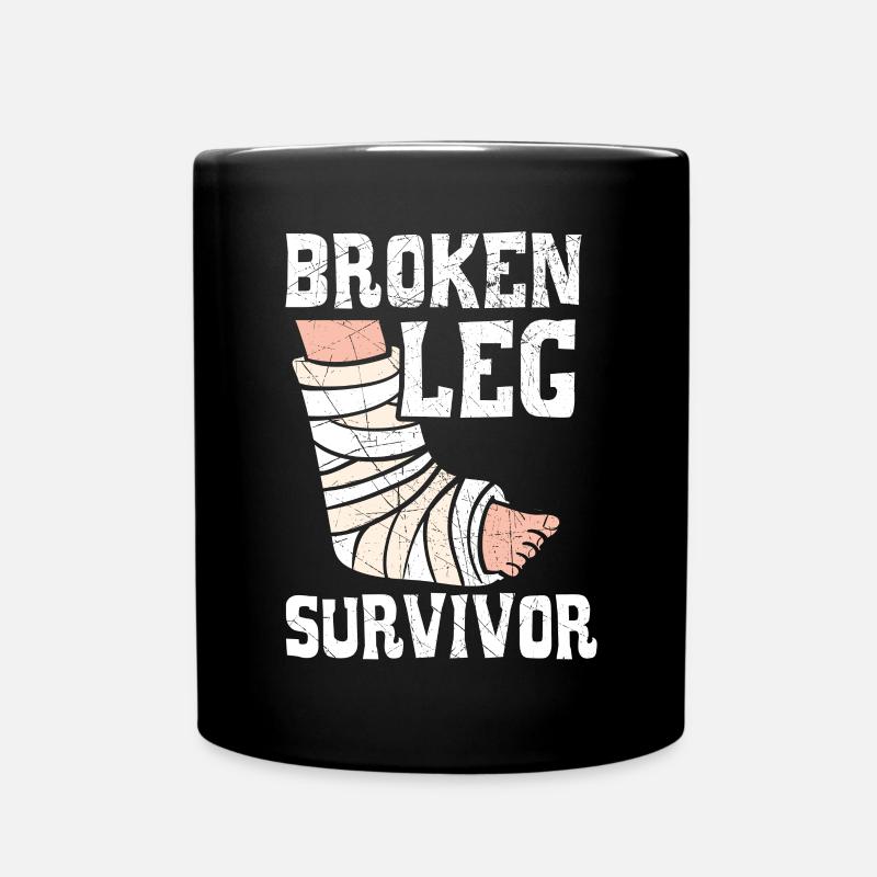 Réadaptation de récupération de blessure d’un survivant de jambe cassée - Mug uni - noir