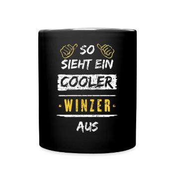So Sieht Ein Cooler Winzer Aus Arbeitsshirt - Tasse einfarbig - Schwarz - Vorne