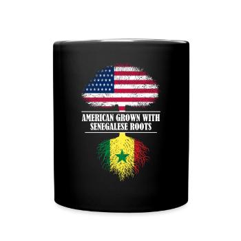 Américain cultivé avec des racines sénégalaises drapeau - Mug uni - noir - Devant