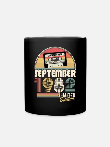 September 1982 Jahrgang Geburtstag Geschenk - Tasse einfarbig - Schwarz