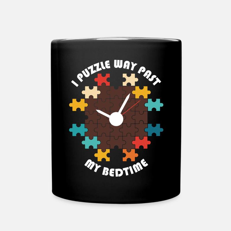 Ich rätsele weit an meinem Schlafenszeit vorbei re - Tasse einfarbig - Schwarz