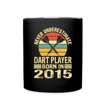 Ne sous-estimez jamais le joueur de fléchettes né en 2015 - Mug uni - noir - Devant