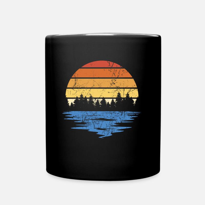 RETRO WALD MIT SEE IM SONNENUNTERGANG VINTAGE - Tasse einfarbig - Schwarz