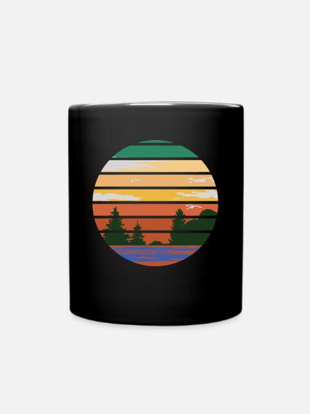 FORÊT RÉTRO AVEC LAC AU COUCHER DU SOLEIL - Mug uni - noir