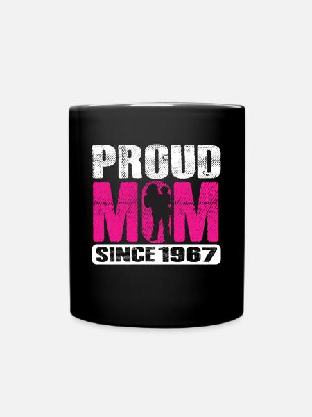 Proud Mom Since 1967 - Tasse einfarbig - Schwarz
