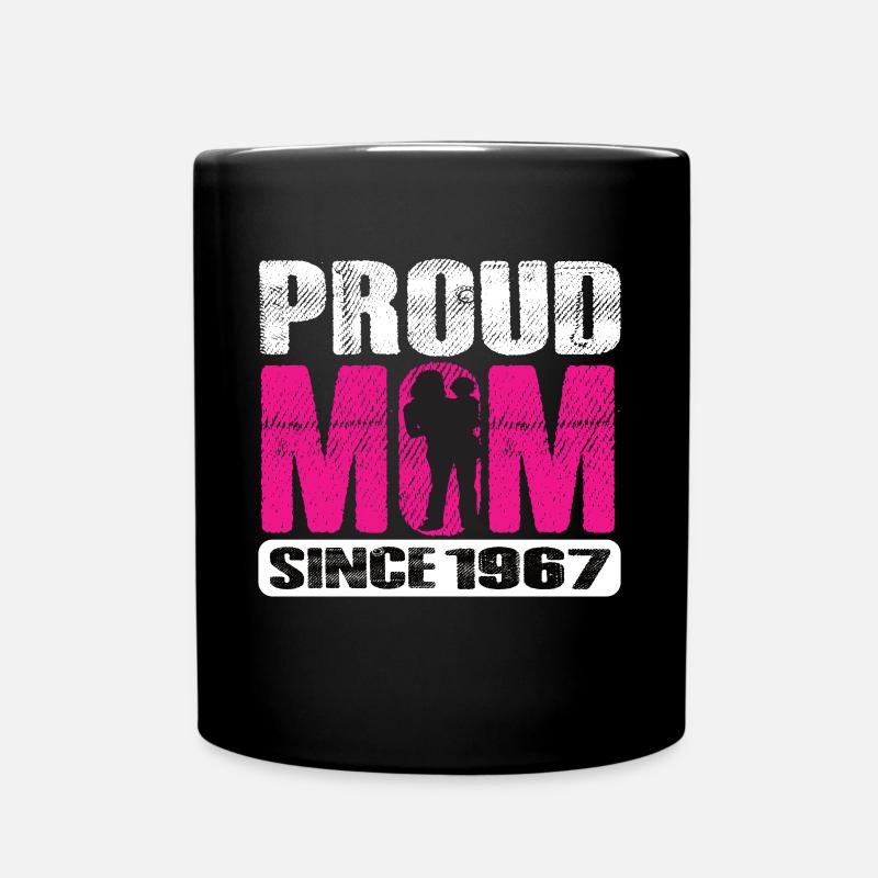 Proud Mom Since 1967 - Tasse einfarbig - Schwarz
