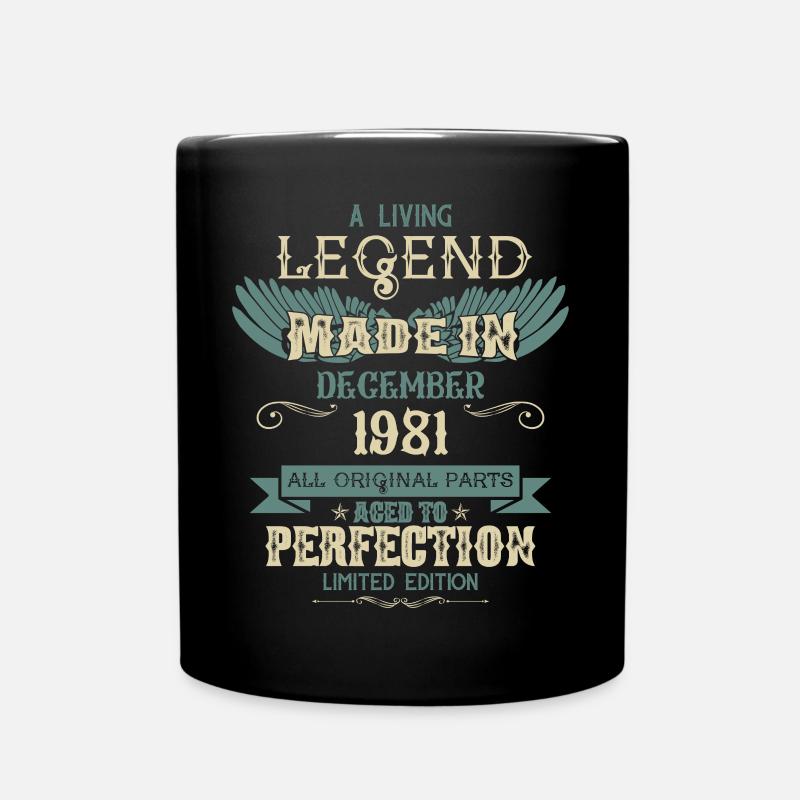 December 1981 Vintage vintage birthday - Full Colour Mug - black