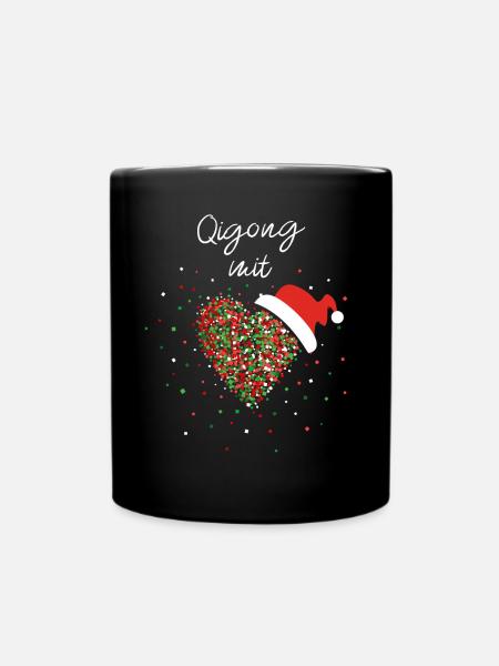 Qigong mit Herz Nikolausmütze Weihnachtsmotiv - Tasse einfarbig - Schwarz