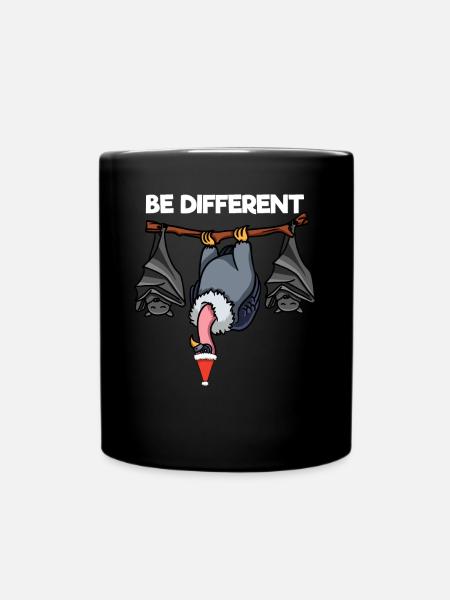 Be Different Geier Fledermaus Weihnachtsmann - Tasse einfarbig - Schwarz