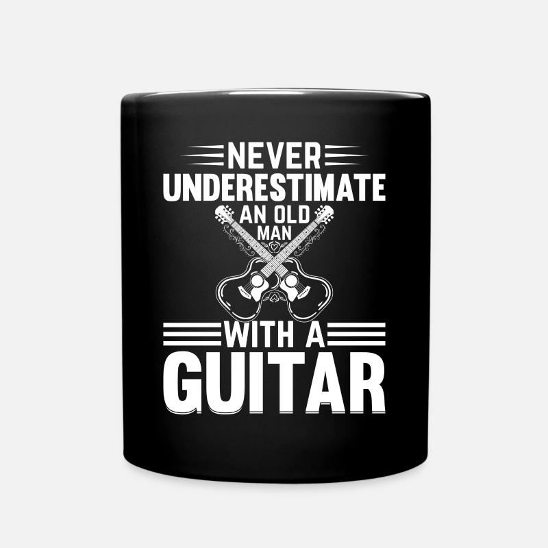 Guitar Player - Never Underestimate An Old Man Wit - Tasse einfarbig - Schwarz