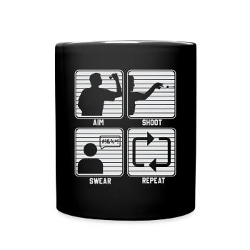 Dart & Bier Lustiger Darts Spruch - Tasse einfarbig - Schwarz - Vorne