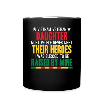 Stolze Tochter Eines Vietnam-veteranen - Tasse einfarbig - Schwarz - Vorne