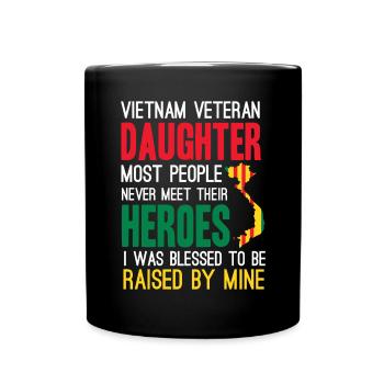 Fière fille d’un vétéran du Vietnam - Mug uni - noir - Devant