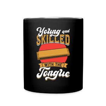 Young And Skilled With The Tongue Harmonica Player - Tasse einfarbig - Schwarz - Vorne