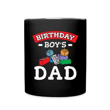Le père d’un garçon d’anniversaire construit des blocs de construction - Mug uni - noir - Devant