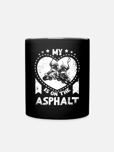 Mon cœur est sur l’asphalte - Mug uni - noir
