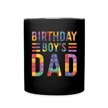 Le père d’un garçon d’anniversaire construit des blocs de construction - Mug uni - noir - Devant