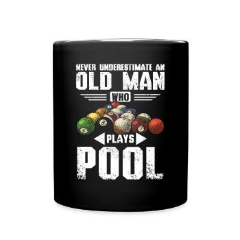 Ne sous-estimez jamais un vieil homme qui joue au billard - Mug uni - noir - Devant