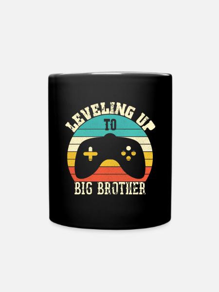 Leveling up to Big Brother - Tasse einfarbig - Schwarz
