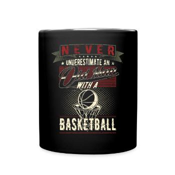 Unterschätze niemals einen alten Mann Basketball - Tasse einfarbig - Schwarz - Vorne