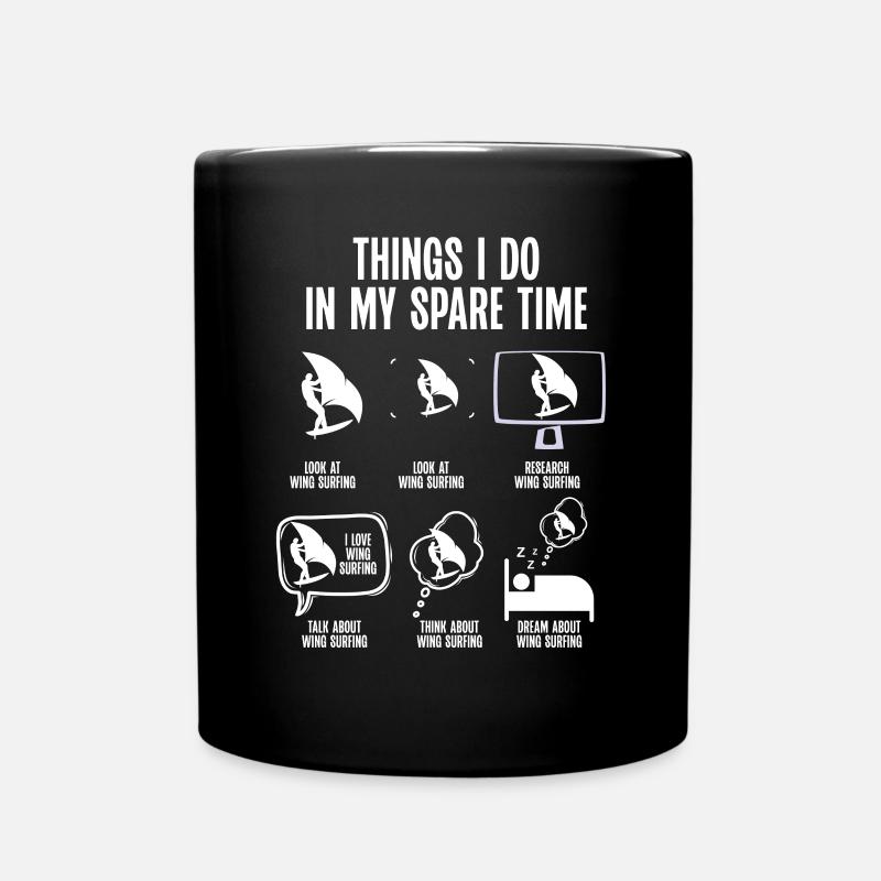 Dans mes temps libres, je fais du wingsurf - Mug uni - noir