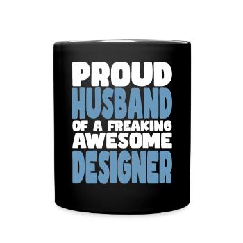Stolze Ehefrau Eines Verdammt Guten Designers - Tasse einfarbig - Schwarz - Vorne