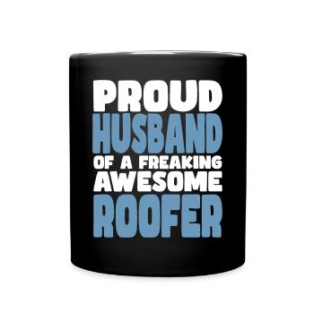 Fière épouse d’un sacré bon couvreur - Mug uni - noir - Devant