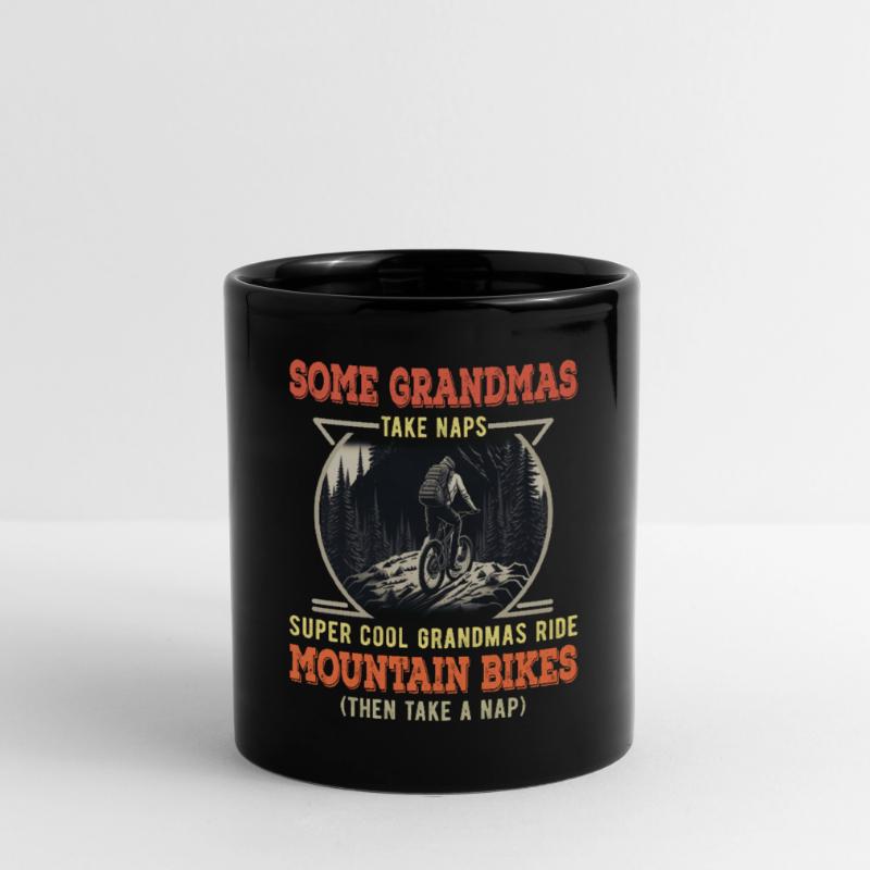 Einige Omas machen ein Nickerchen, super coole Omas... Tasse einfarbig