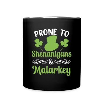 Anfällig für Spielereien und Malarkey Irish Leprechaun - Tasse einfarbig - Schwarz - Vorne