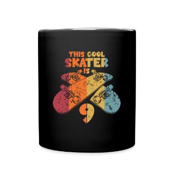This cool skater is 9 - Tasse einfarbig - Schwarz - Vorne