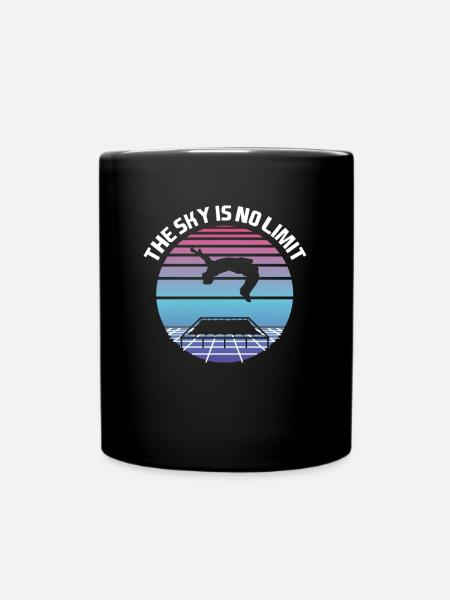 Le ciel n’a pas de limite Trampoline Backflip - Mug uni - noir