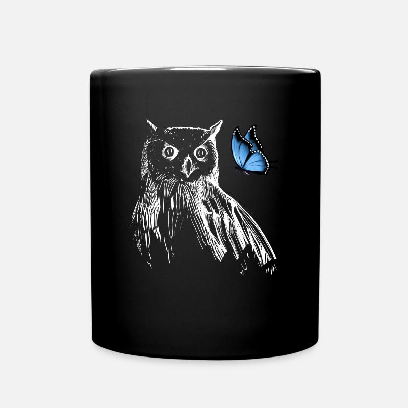 Eule mit Schmetterling - Tasse einfarbig - Schwarz
