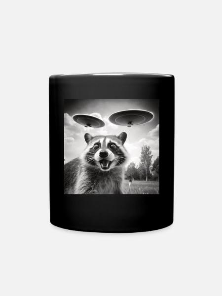 Drôle de raton laveur effrayé selfie OVNI Alien - Mug uni - noir