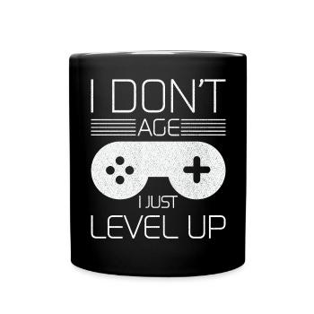 Je ne vieillis pas, je viens de monter de niveau Chemise de jeu - Mug uni - noir - Devant