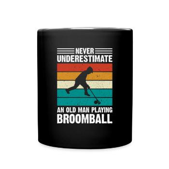 Broomball - Never Underestimate An Old Man Playing - Tasse einfarbig - Schwarz - Vorne