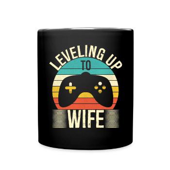 Ehefrau Gamer steigt zur Ehefrau auf - Tasse einfarbig - Schwarz - Vorne