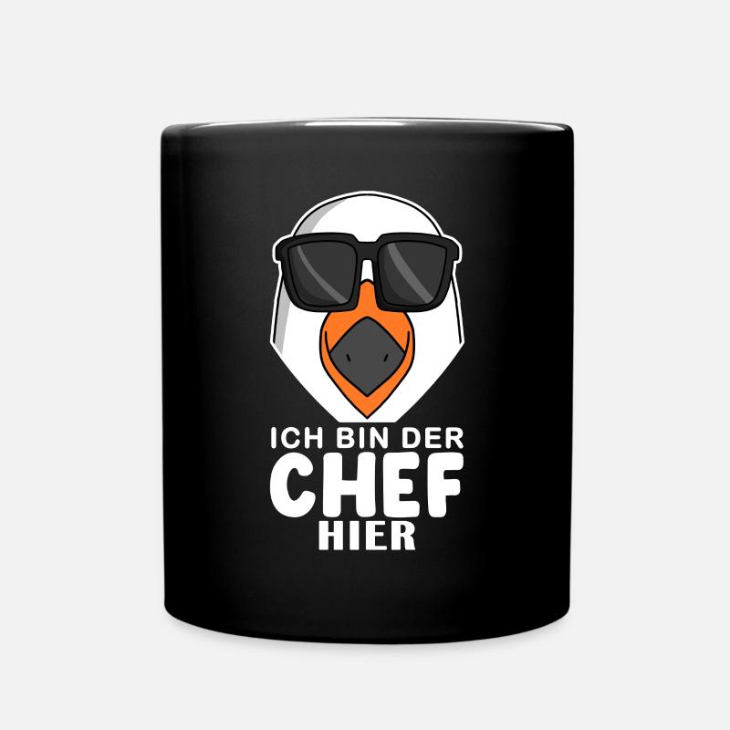 Chef Spruch mit Möwe Motiv - Tasse einfarbig - Schwarz