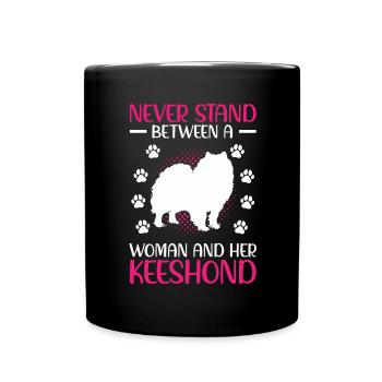 Wolfsspitz Frau und ihr Deutscher Wolfsspitz - Tasse einfarbig - Schwarz - Vorne