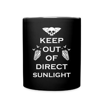 Tenir à l’abri de la lumière directe du soleil Vampire - Mug uni - noir - Devant
